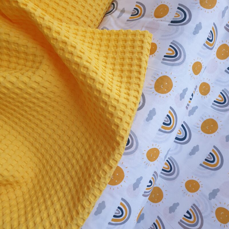 calinnotex-film-matériau-textile-poplin-curtain-gris-gris-jaune-satin-coton-soie-soie-soie-tricotage-design-motif-bébé-enfants