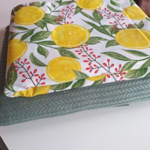 calinnotex-metraj-material-textil-poplin-citrice-lamai-galben-vara-bumbac-satinat-ranforse-lenjerii-fructe-alb