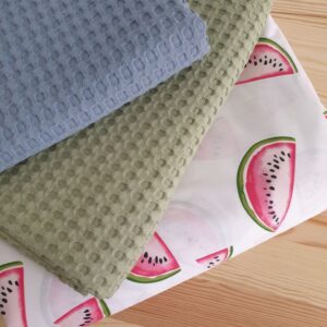 calinnotex-metraj-material-textil-poplin-fructe-rosu-desen-roz-bumbac-satinat-ranforse-lenjerii-romantic-natura-desen-bumbaclenjerii-lenjeriidepat